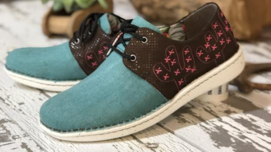 Have you seen the new Justin Casuals???