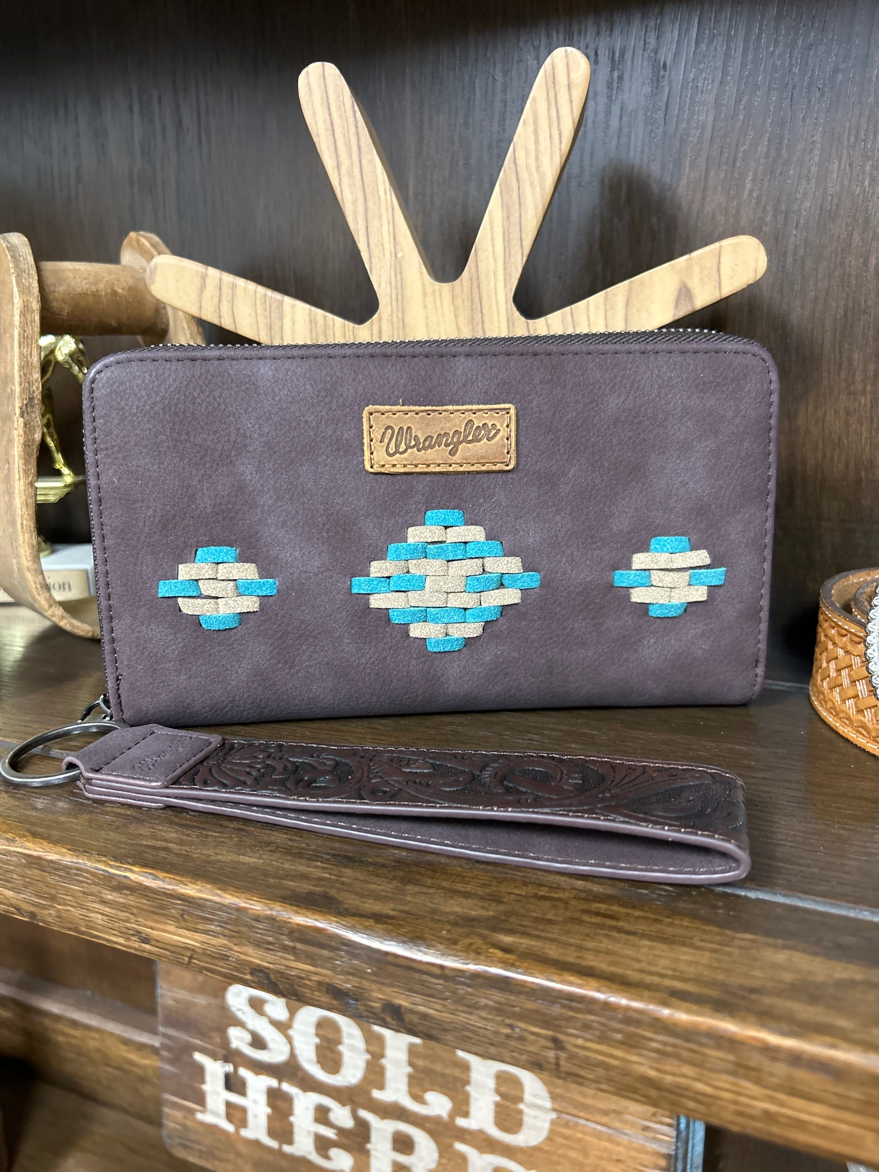 Wrangler Aztec Woven Wallet W/Wristlet - Henderson's Western Store