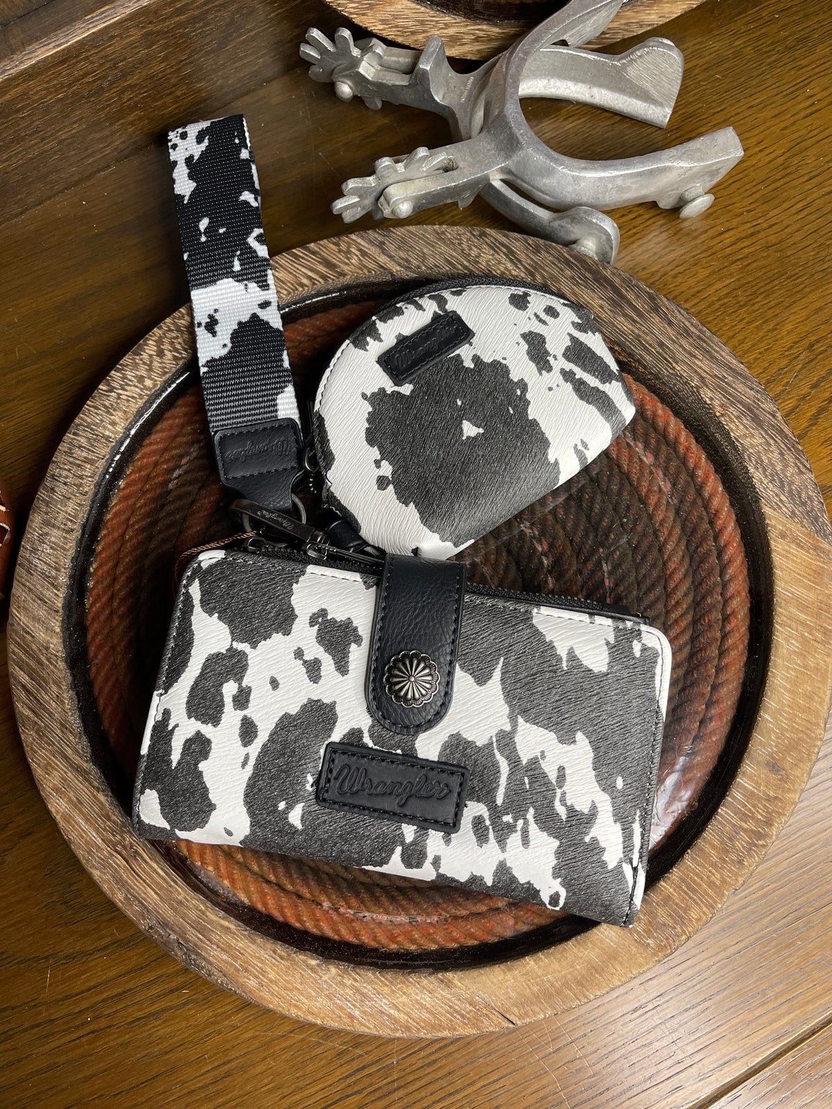 Montana West wallet