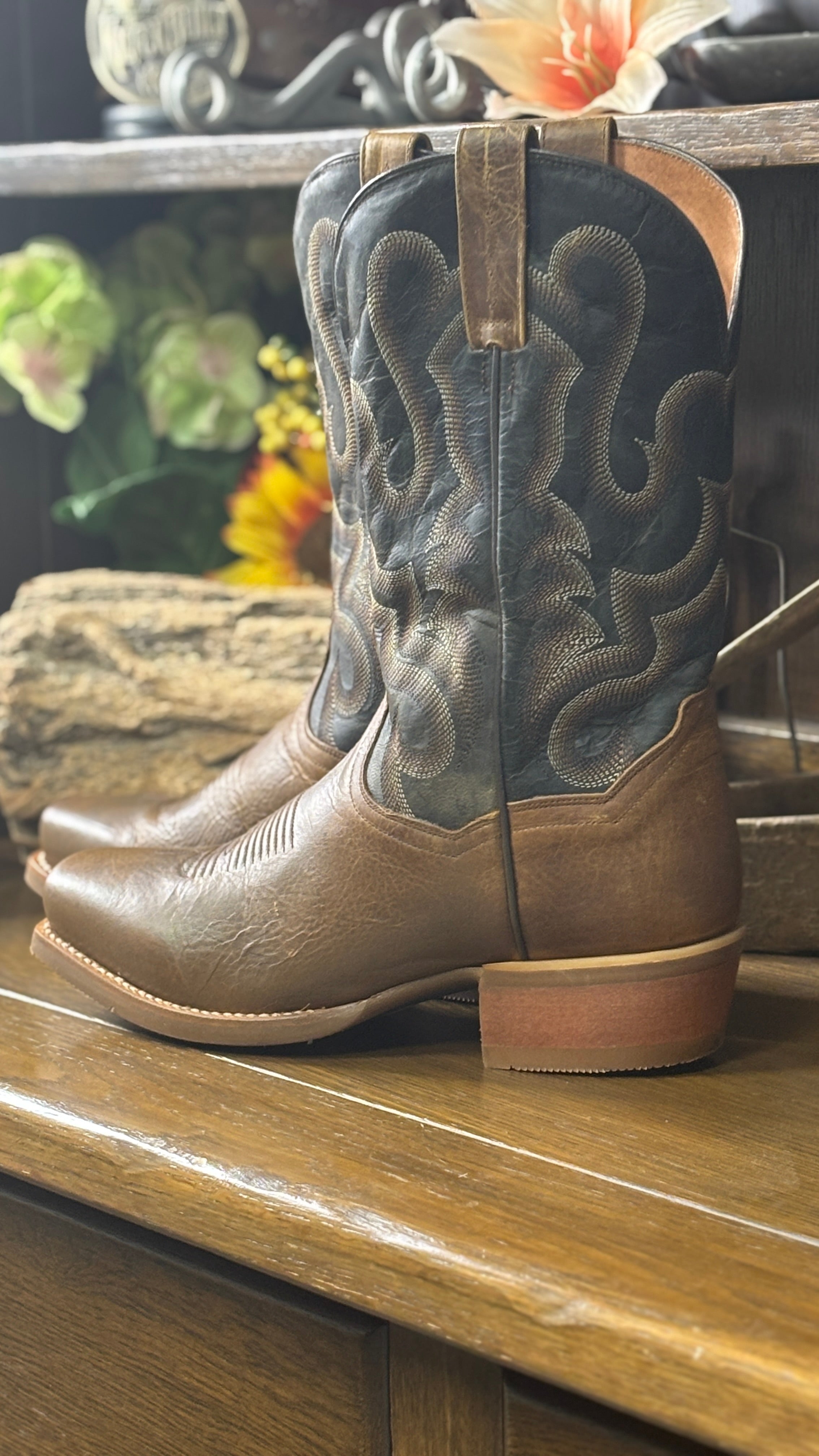 Richland Bison by Dan Post - Henderson's Western Store