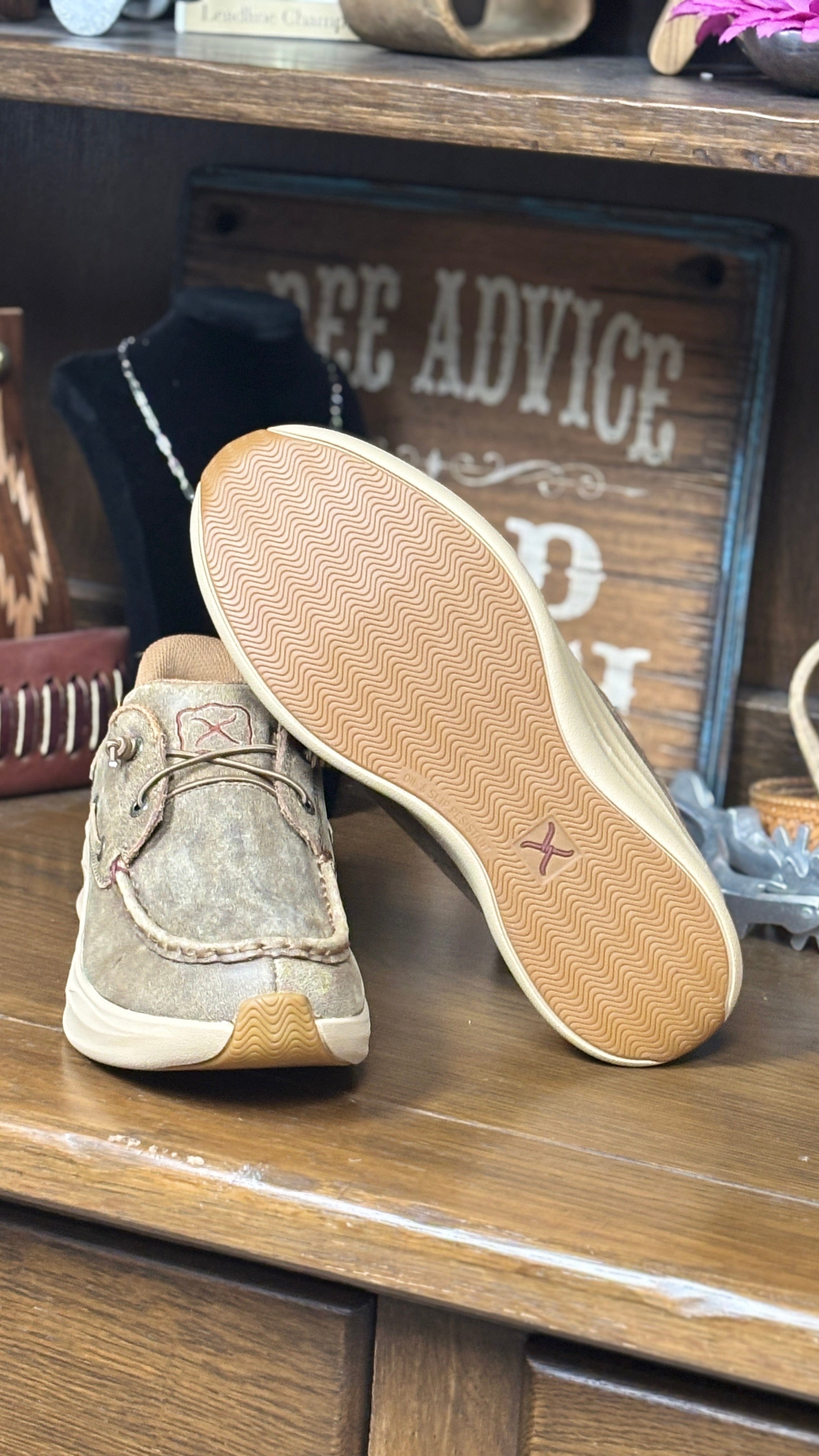 Feather X Casual by Twisted X - Henderson's Western Store