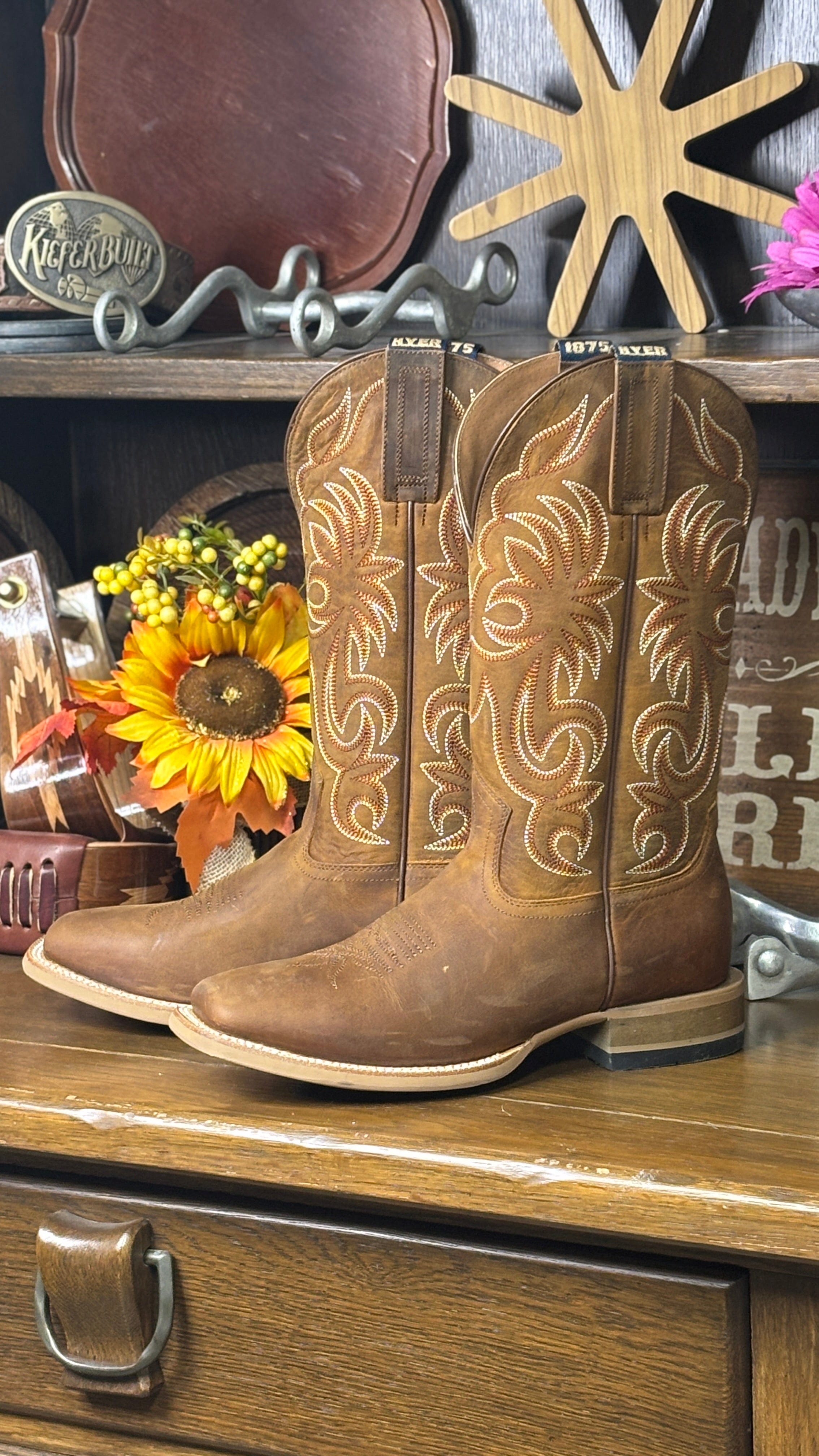 Burdett by Hyer Boots ~ Butter - Henderson's Western Store