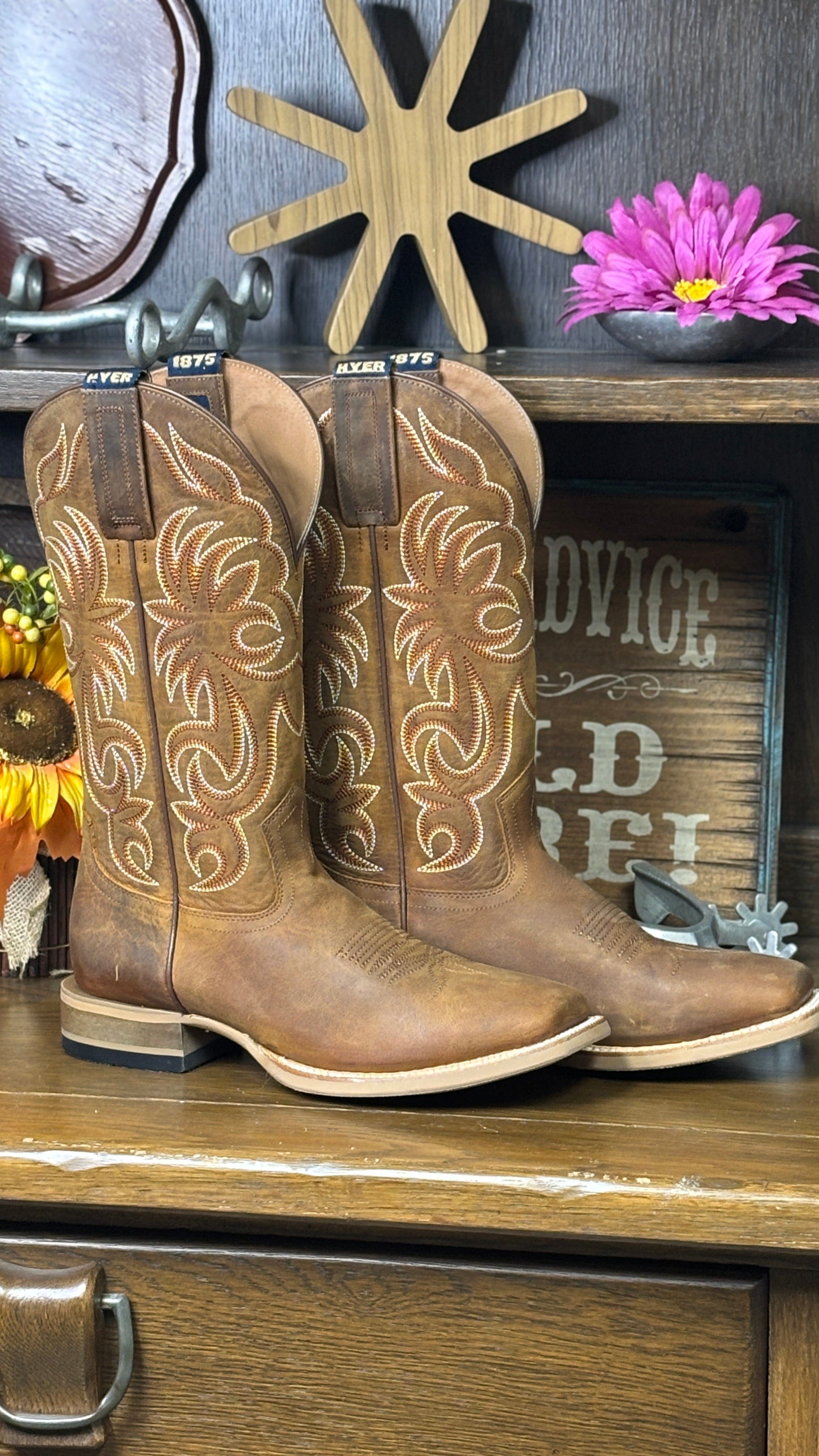 Burdett by Hyer Boots ~ Butter - Henderson's Western Store