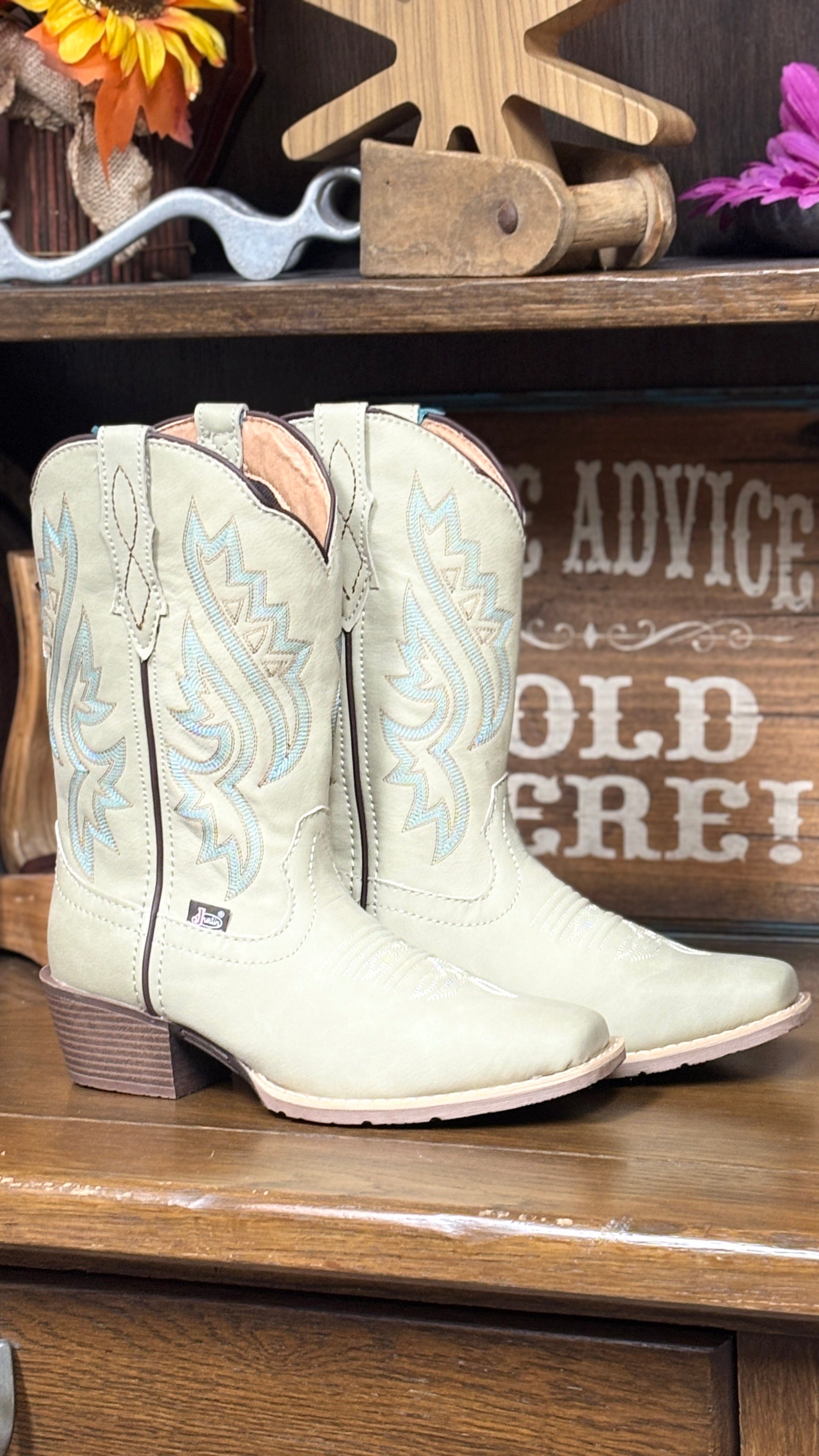 Dezi Boots by Justin - Henderson's Western Store