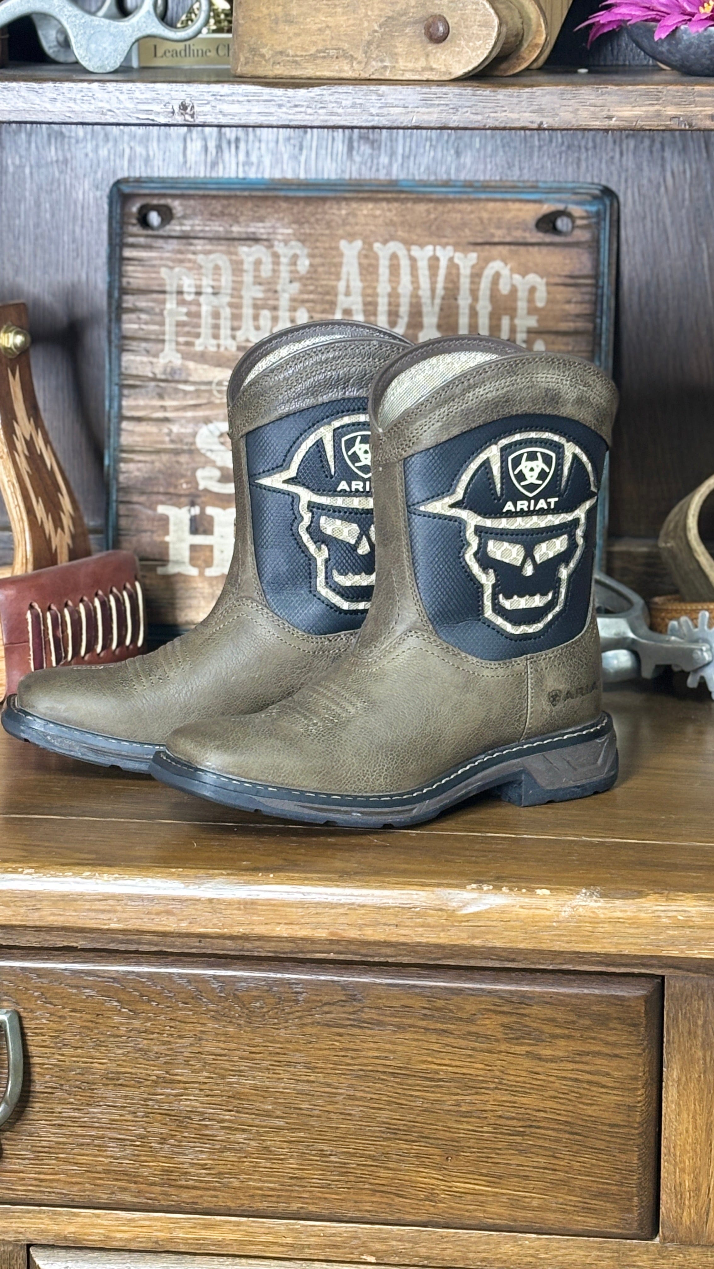 Youth WorkHog XT VentTEK by Ariat - Henderson's Western Store