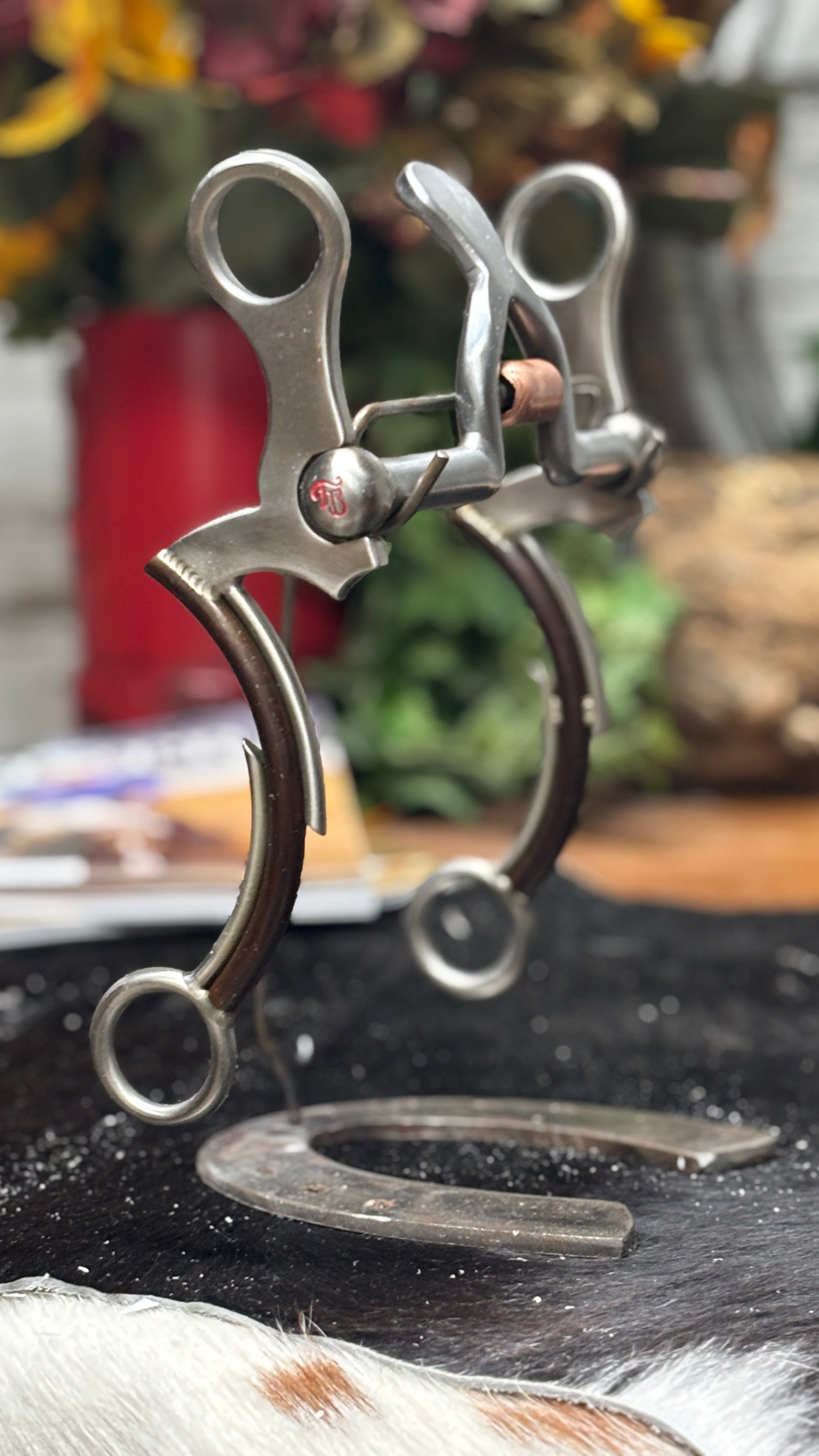 Switchback Shank Open Range with Roller - Henderson's Western Store