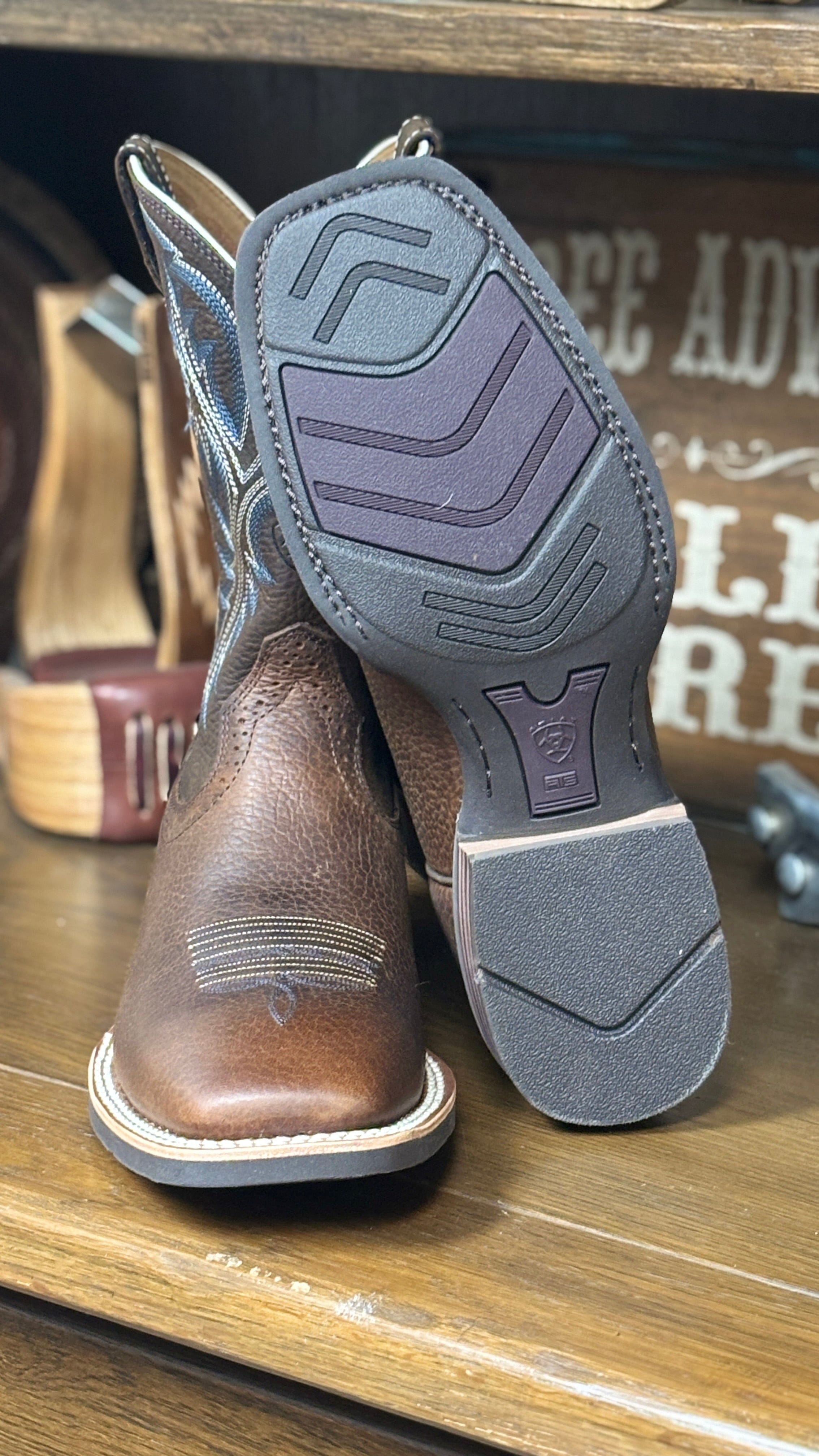 Quickdraw Boot by Ariat - Henderson's Western Store