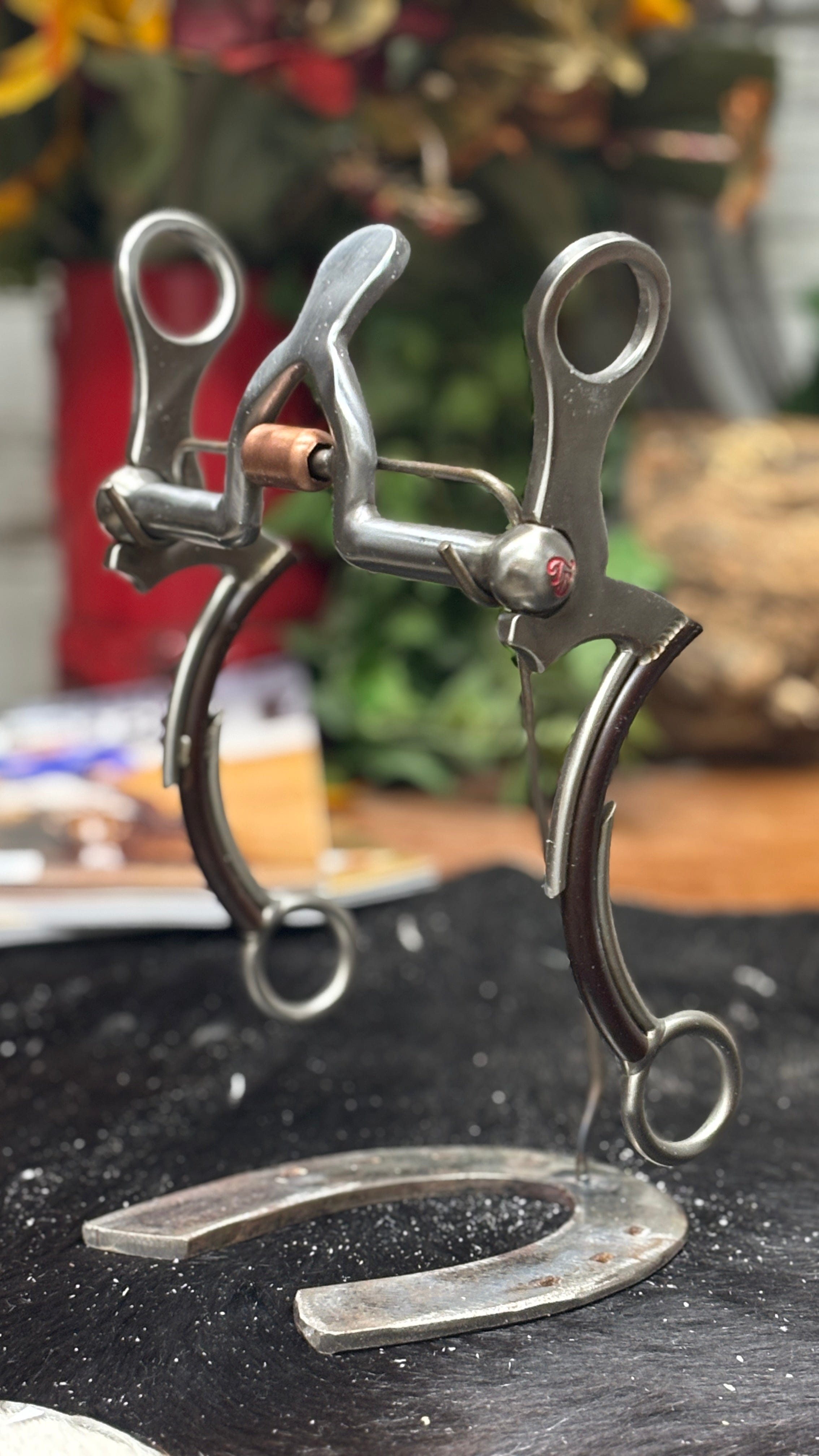 Switchback Shank Open Range with Roller - Henderson's Western Store