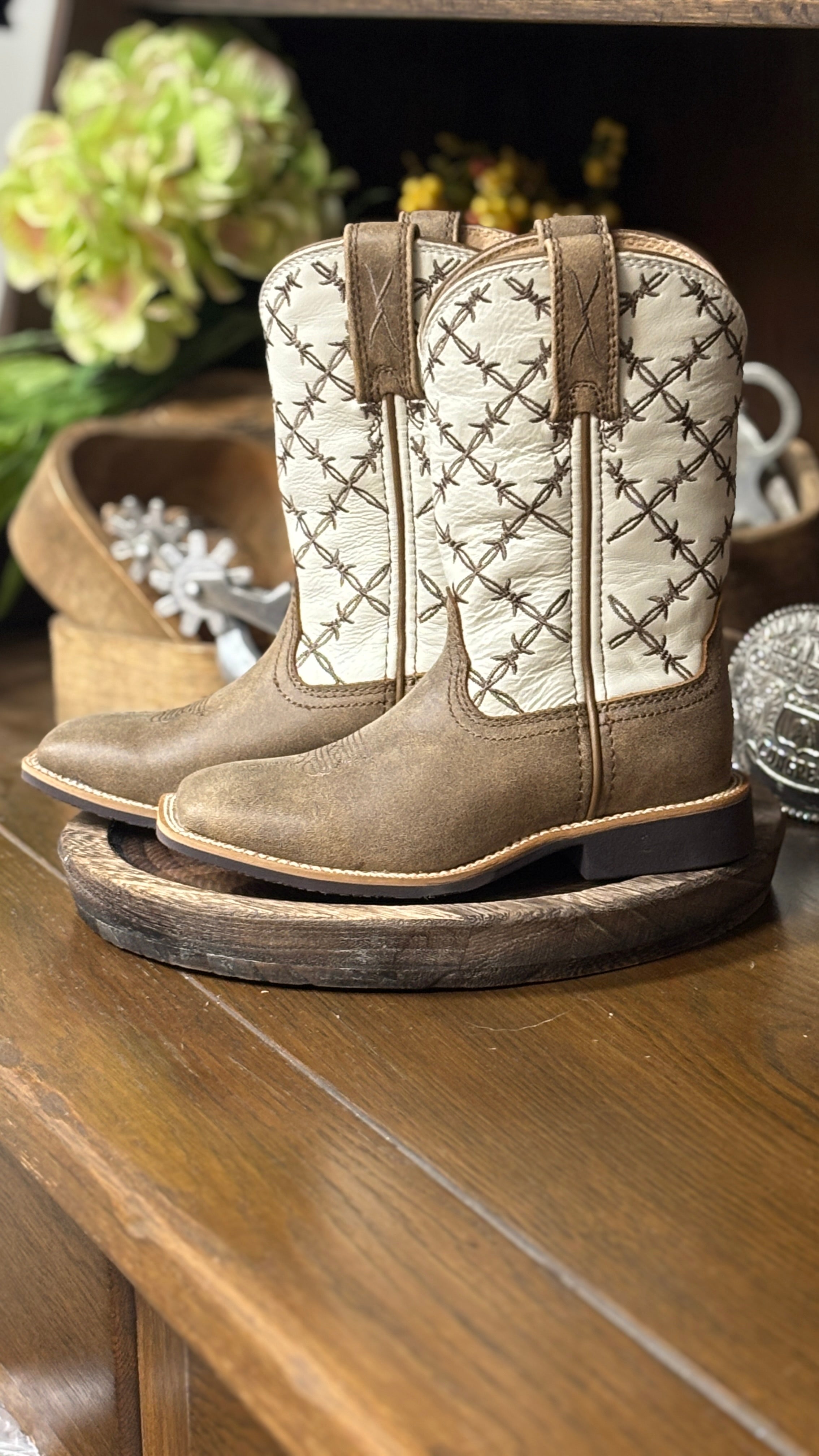 Youth Top Hand Boots by Twisted X ~ White - Henderson's Western Store