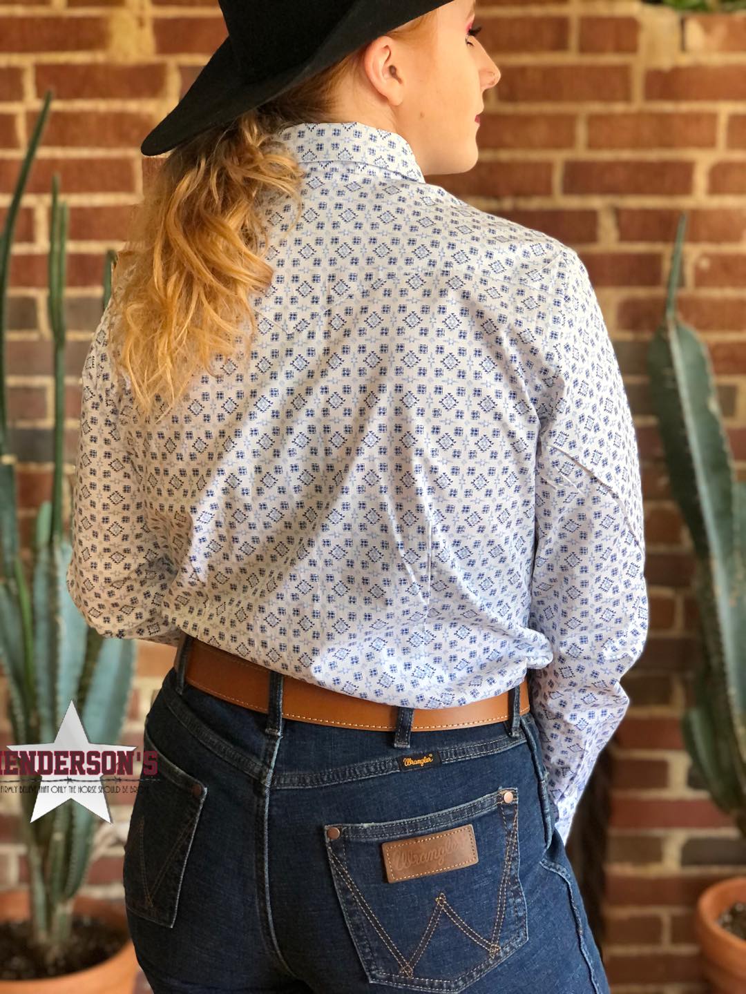 Pandhandle Slim Women's Tops