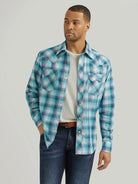 Men's Wrangler Retro Plaid ~ Turquoise - Henderson's Western Store