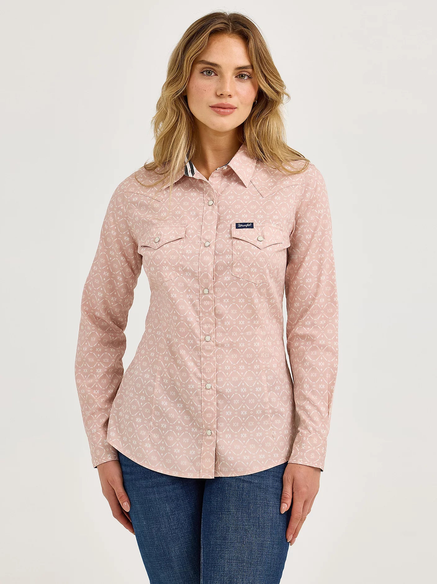 Wrangler Retro Western Snap ~ Blush Pink - Henderson's Western Store