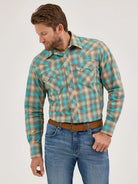 Men's Wrangler Retro® Western Shirt - Henderson's Western Store