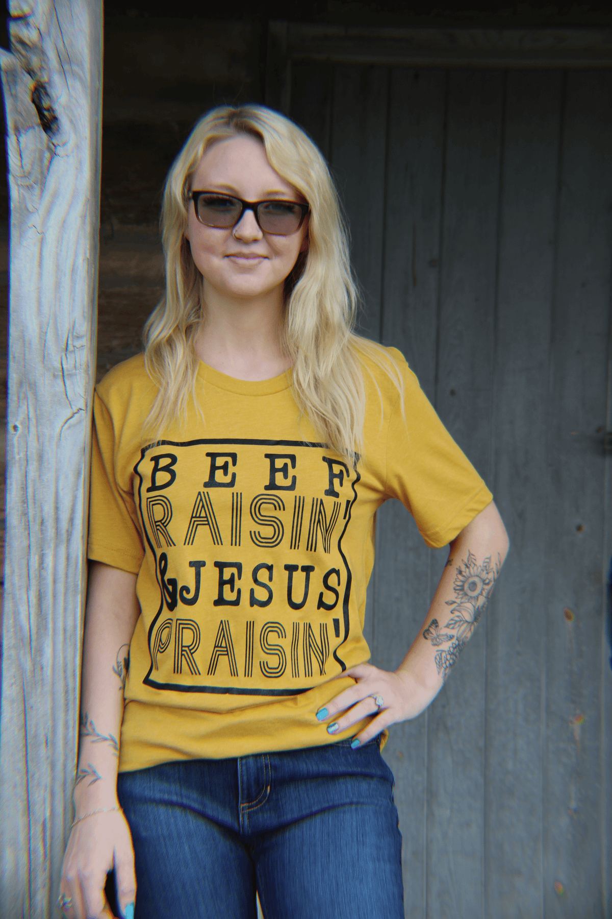 Buckin Barn Women's Tops
