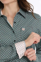 Cinch Women's Tops