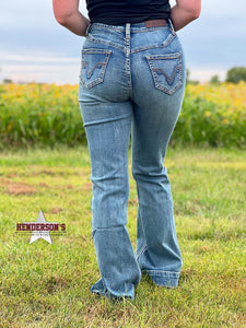 Load image into Gallery viewer, Ladies Scallop Yoke Jean by Rock &amp; Roll - Henderson&#39;s Western Store
