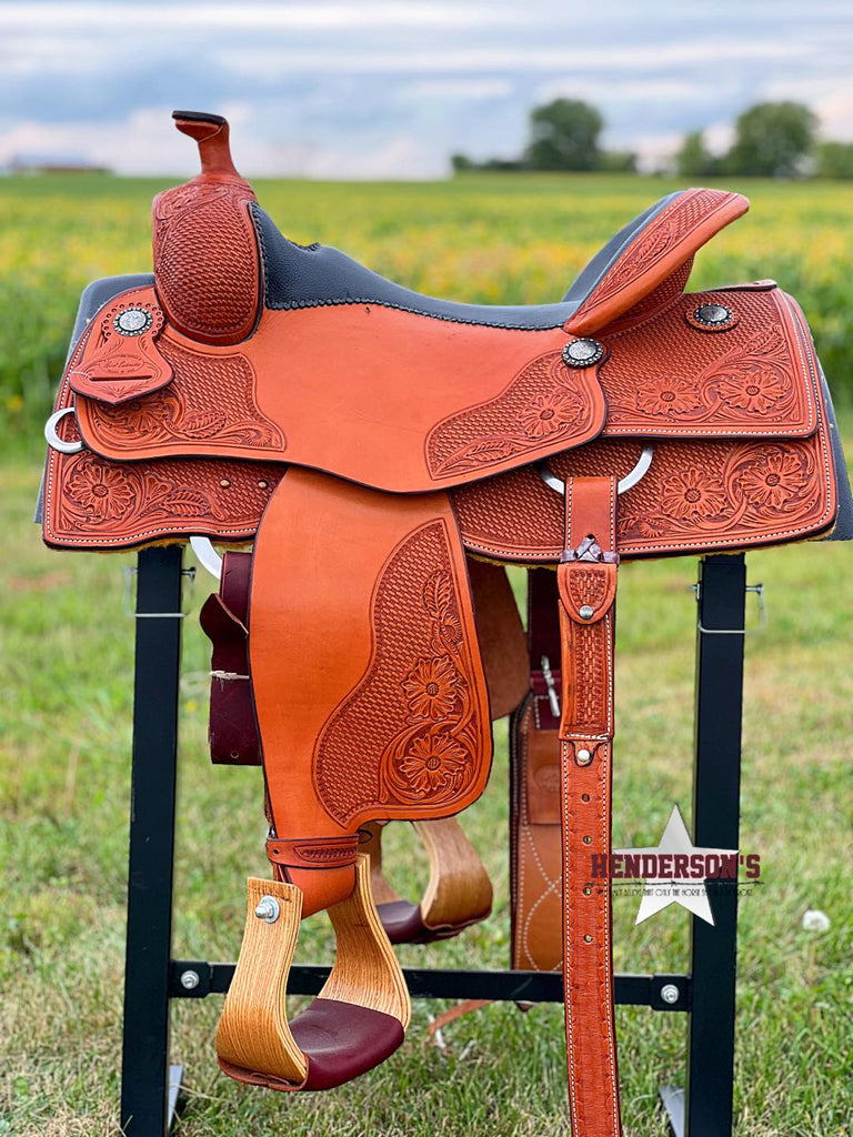 Signature Cowhorse Saddle - Henderson's Western Store
