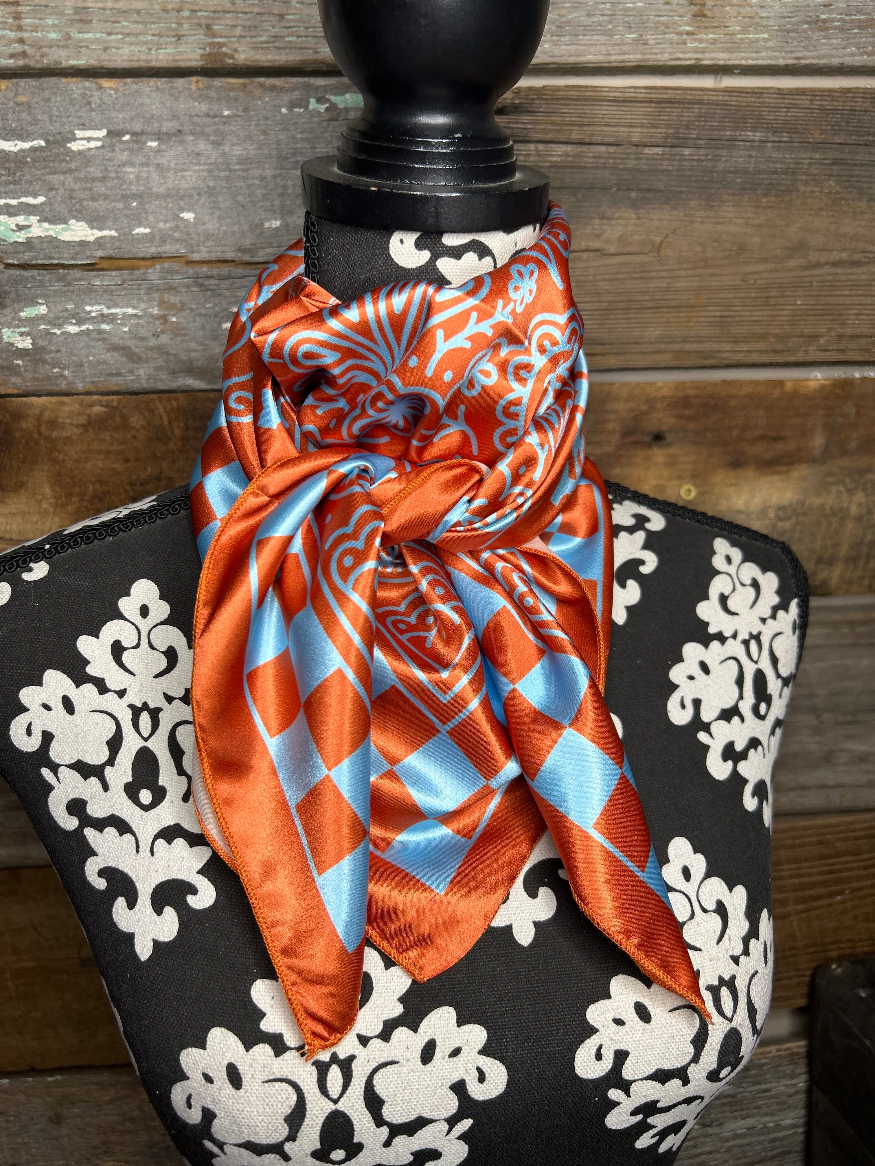 Avery scarfs