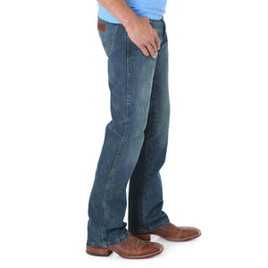 Load image into Gallery viewer, Wrangler Retro® Slim Boot Jean - River Wash - Henderson&#39;s Western Store