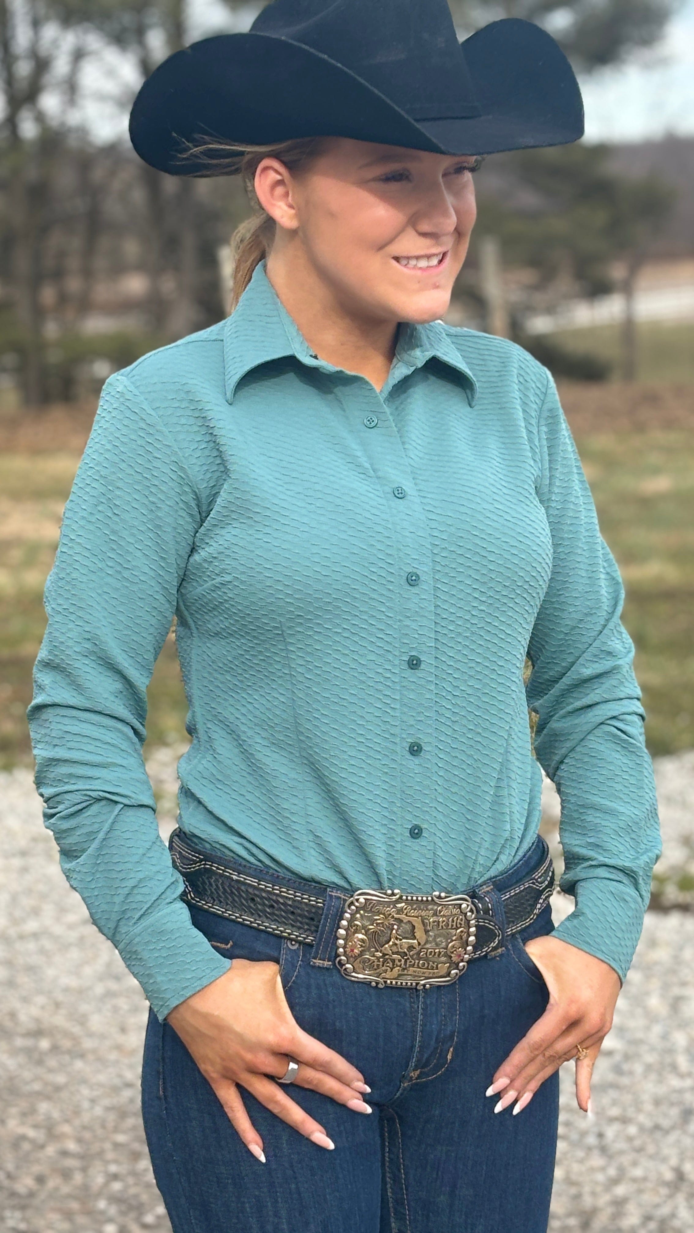 Conceal Zipper Show Shirt