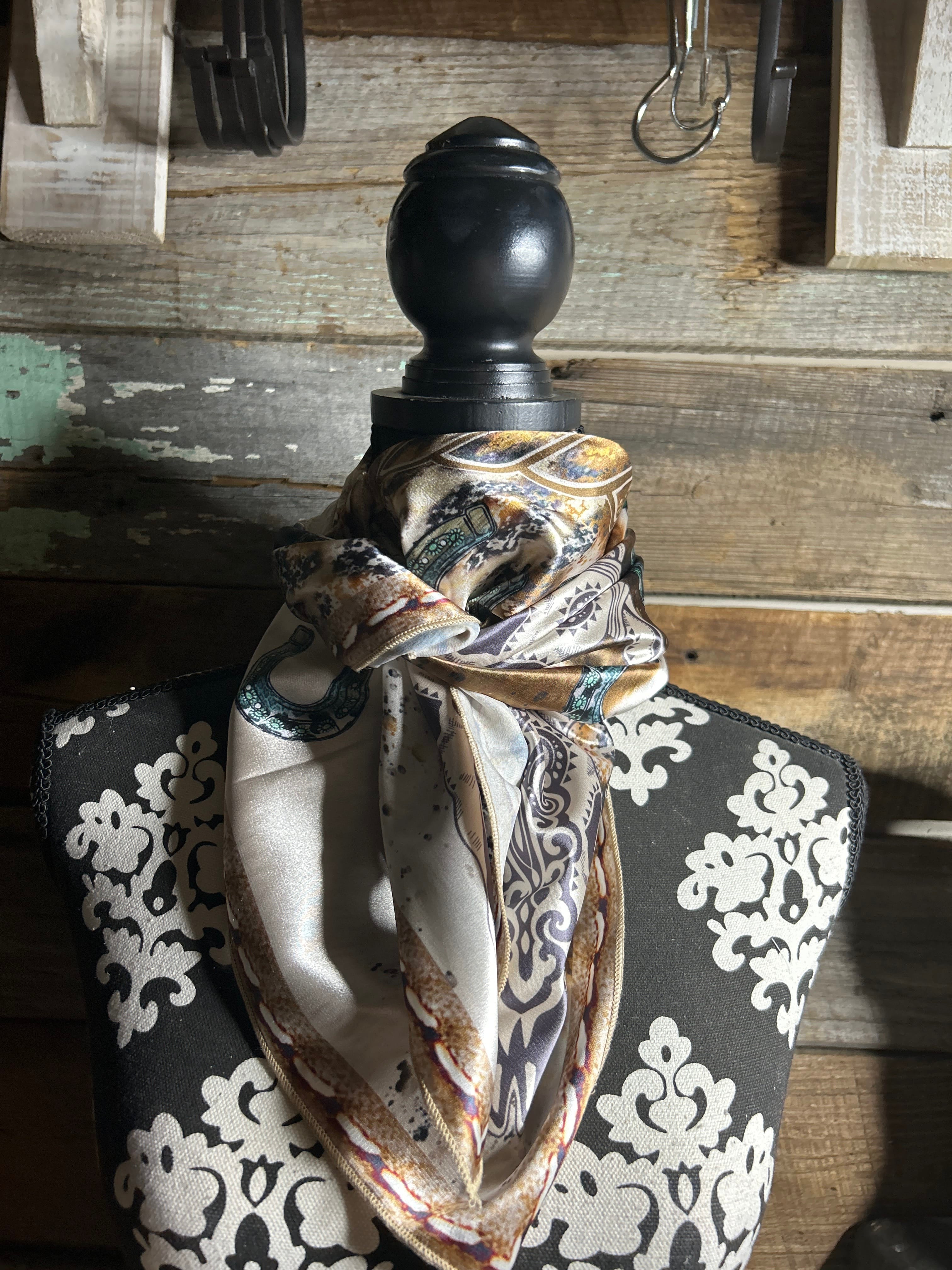 Avery scarfs
