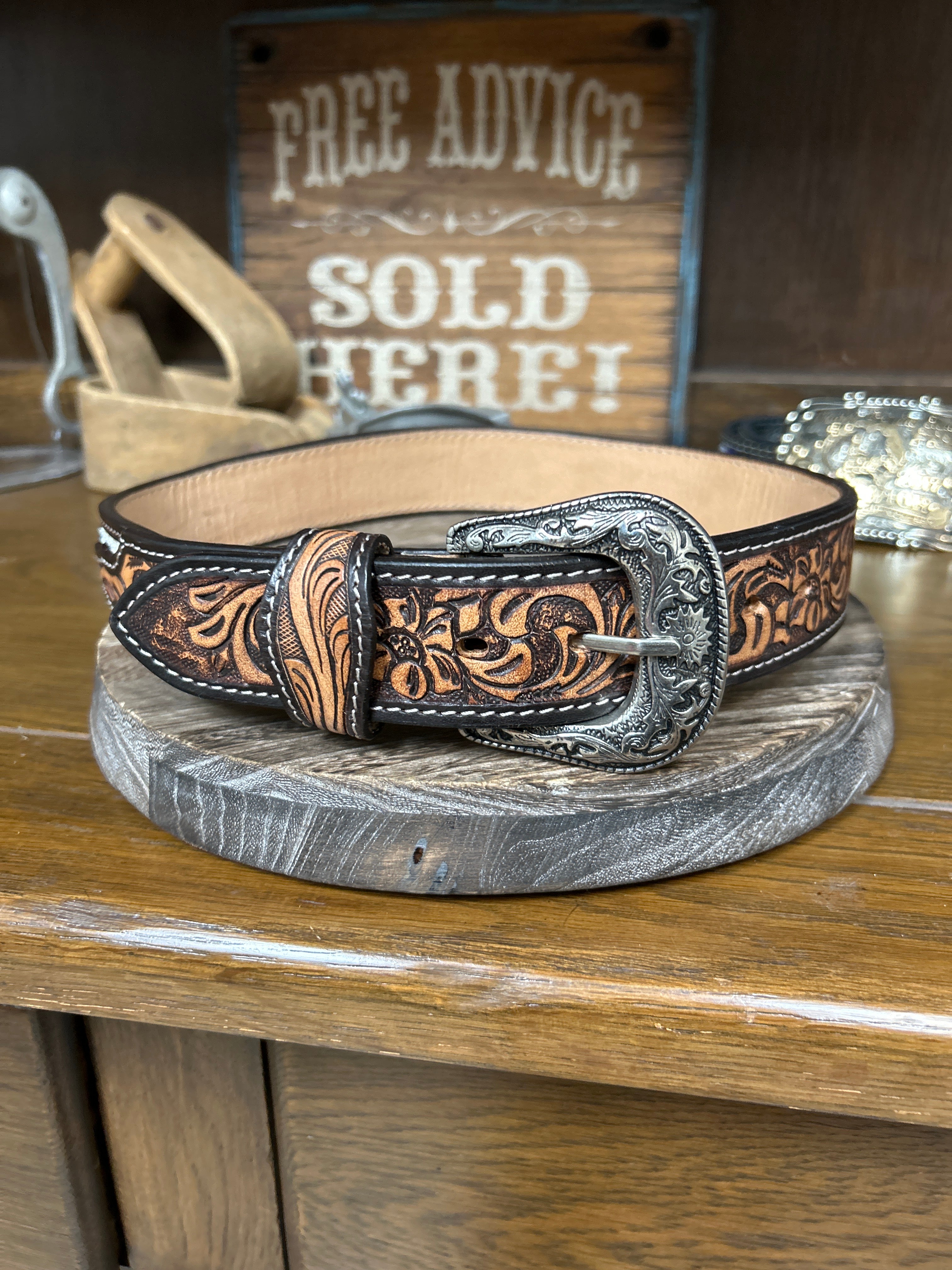 Leather Beaded Inlay Belt~White - Henderson's Western Store