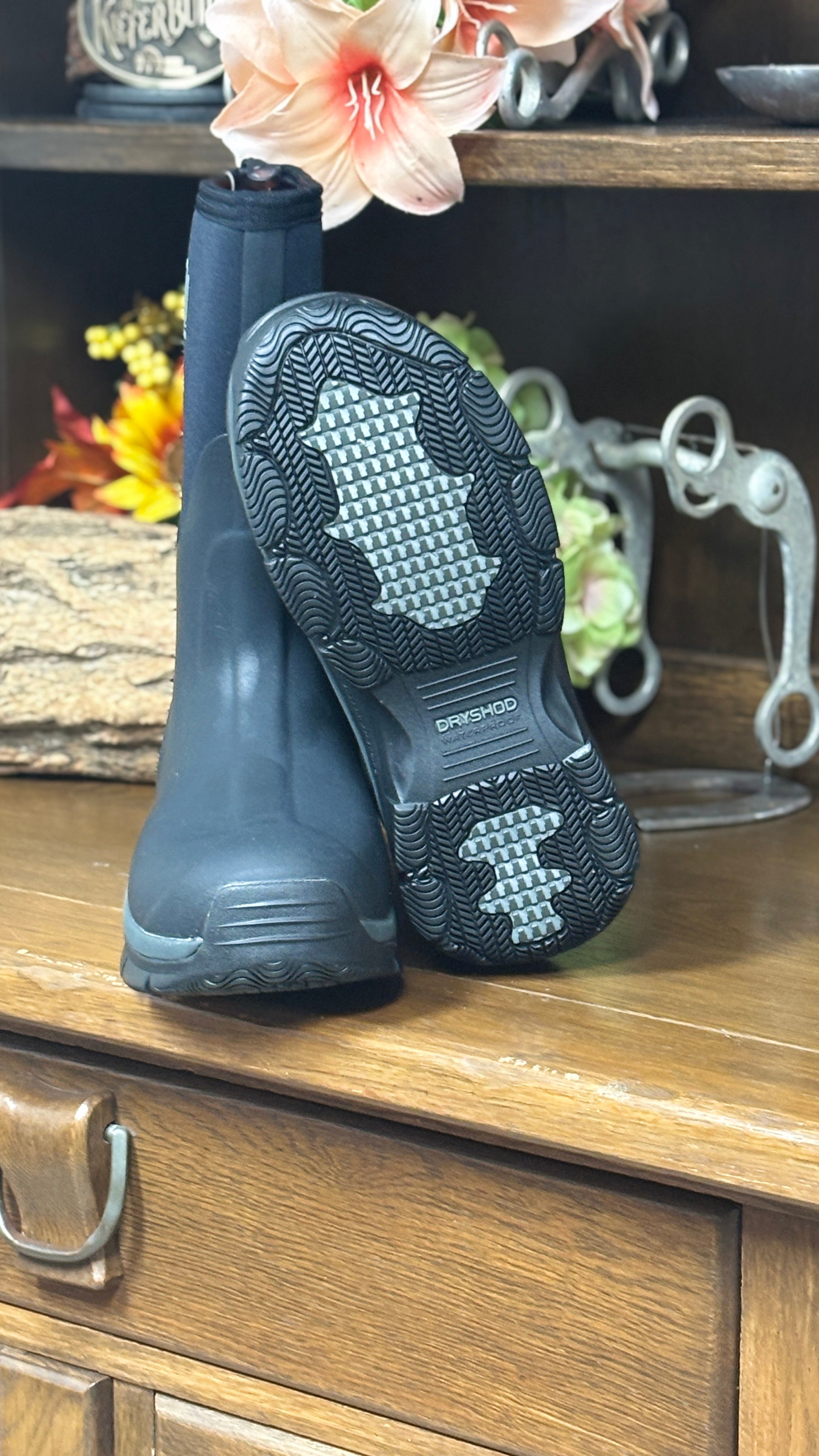 Dungho Mid by Dry Shod - Henderson's Western Store