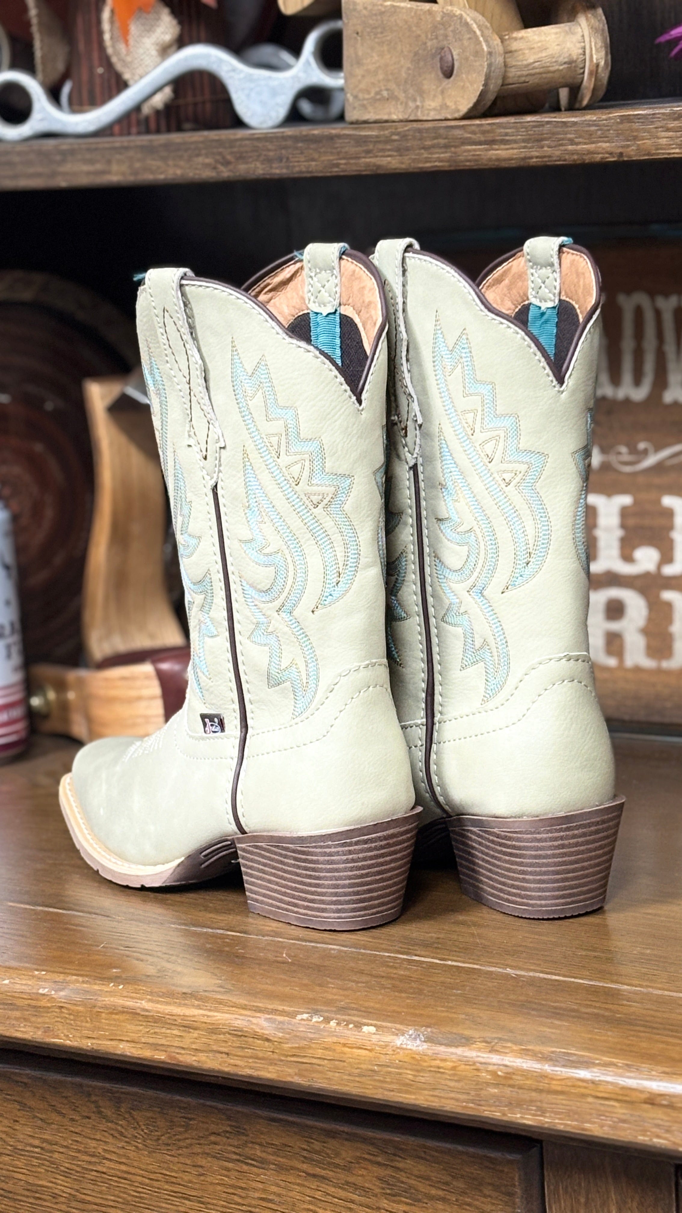 Dezi Boots by Justin - Henderson's Western Store