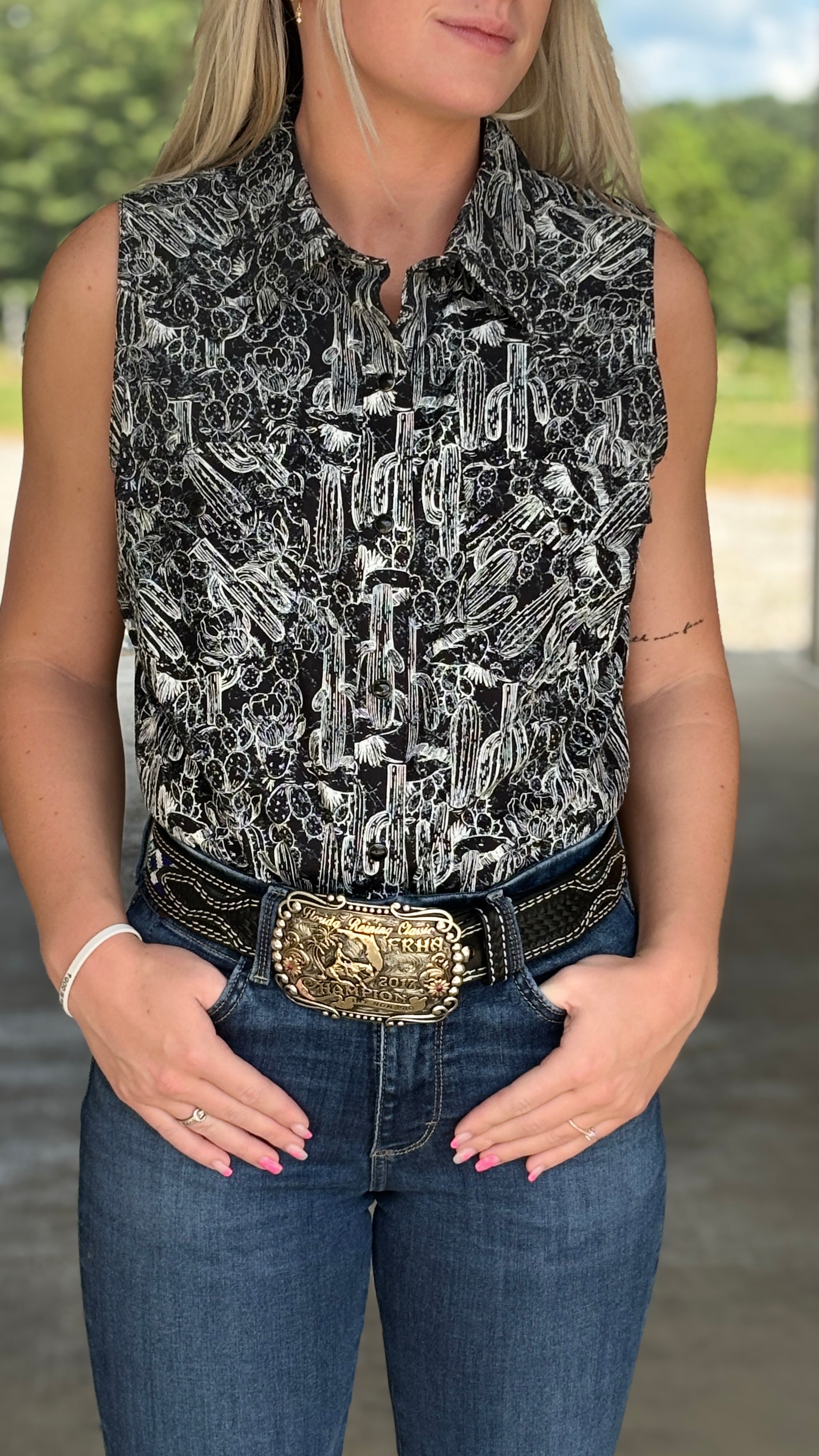 Ladies Wrangler Essential  ~ Black - Henderson's Western Store