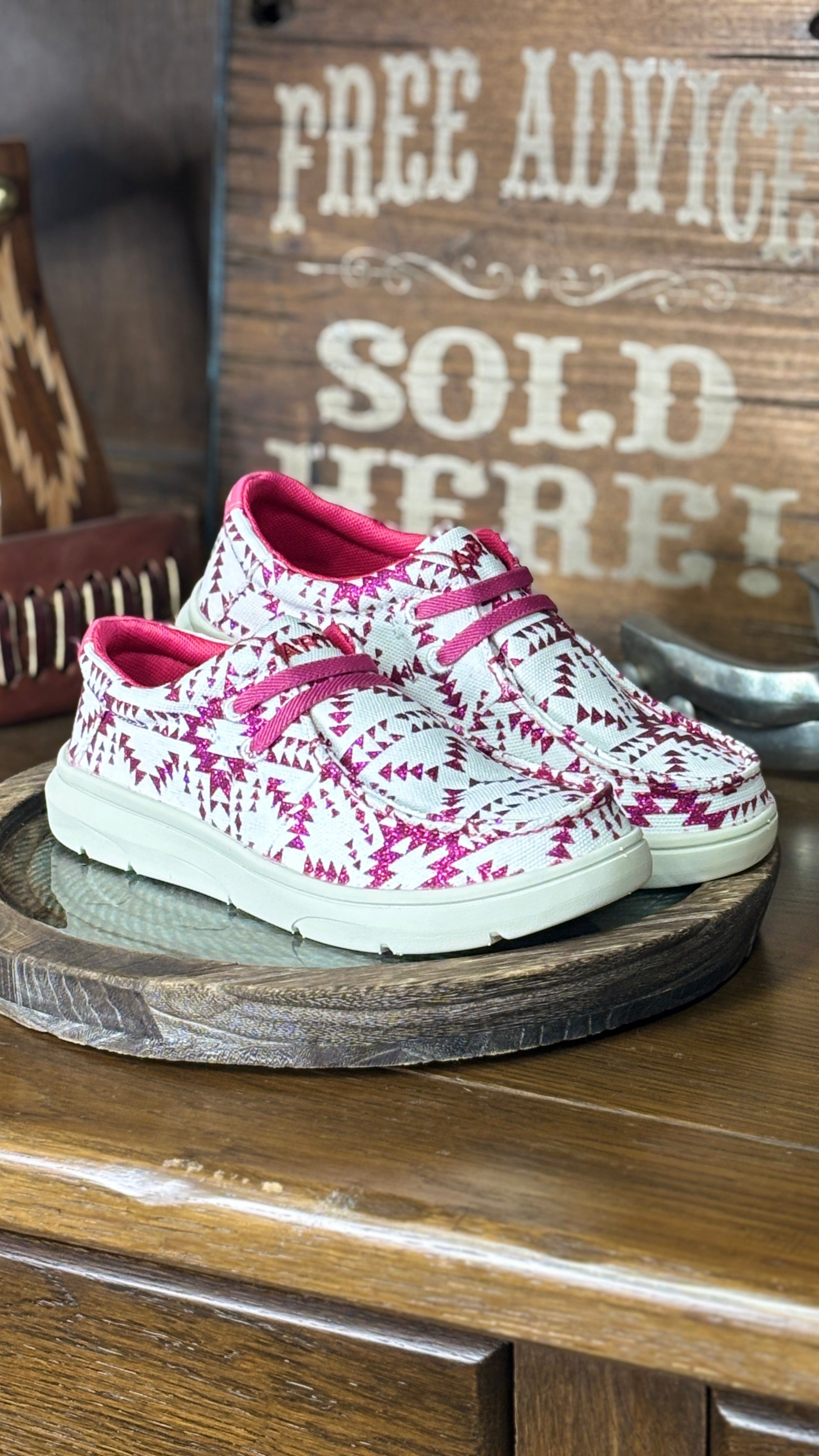 Girl's Hilo by Ariat ~ Southwest - Henderson's Western Store