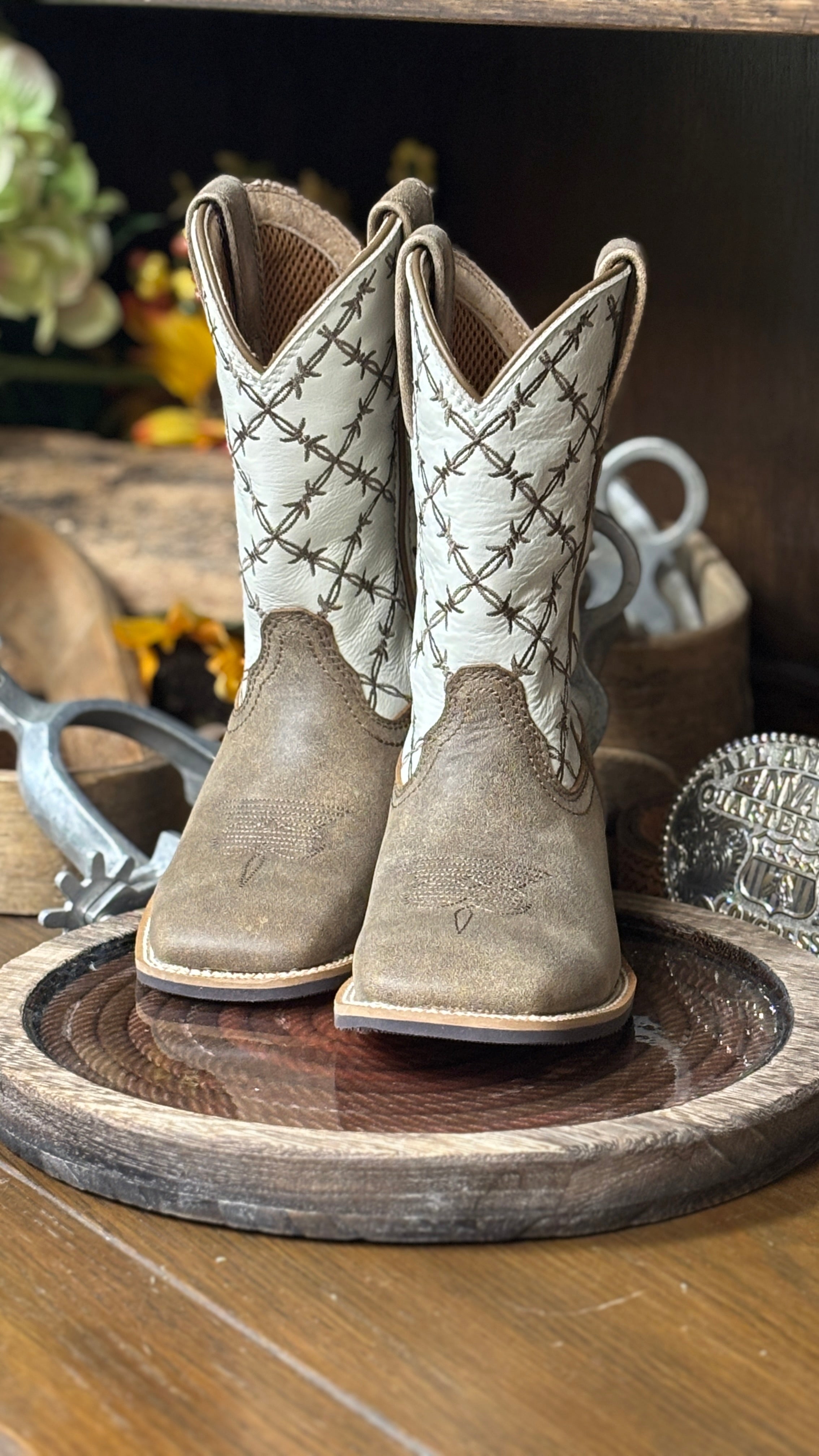 Youth Top Hand Boots by Twisted X ~ White - Henderson's Western Store