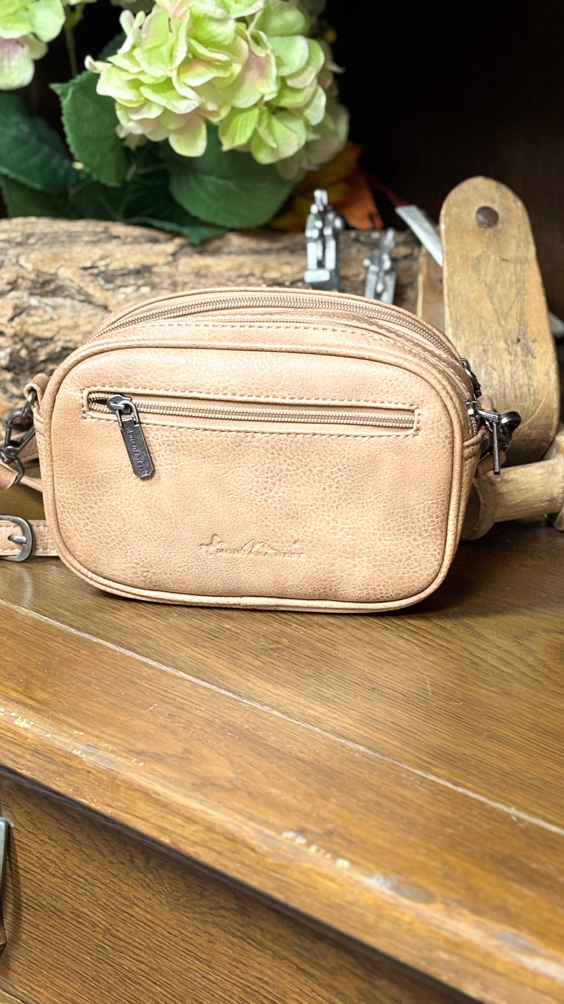 MW Tooled Crossbody - Henderson's Western Store