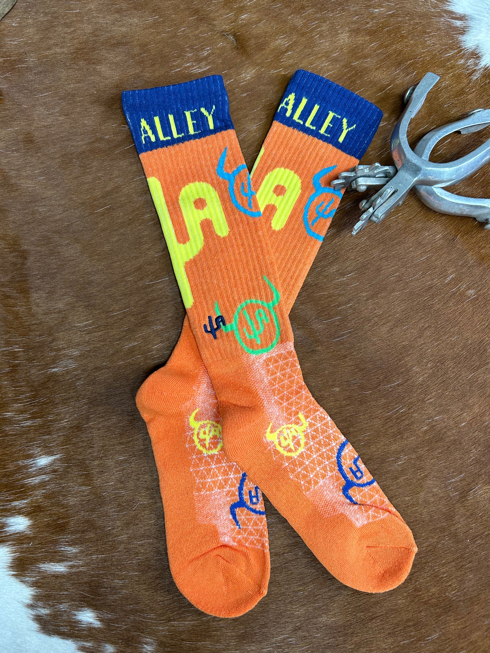 Cactus Alley-Moo Cactus Orange Performance Socks