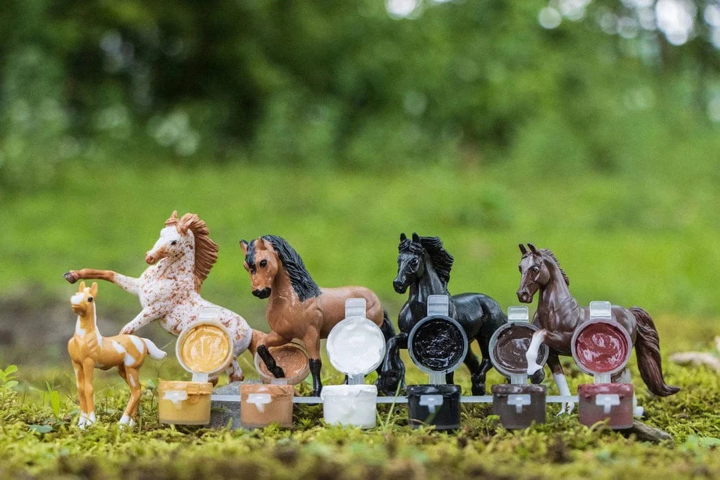 Breyer Horse Breeds Paint & Play - Henderson's Western Store