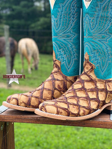 Load image into Gallery viewer, Antique Bass Boots by Macie Bean - Henderson&#39;s Western Store