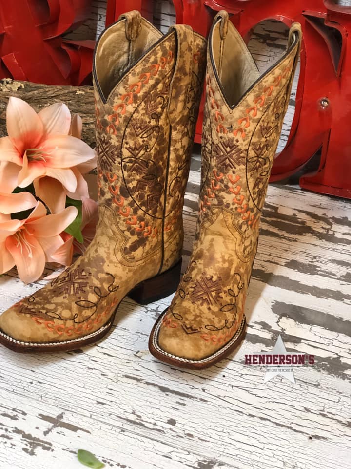 Straw Embroidery Boot - Henderson's Western Store
