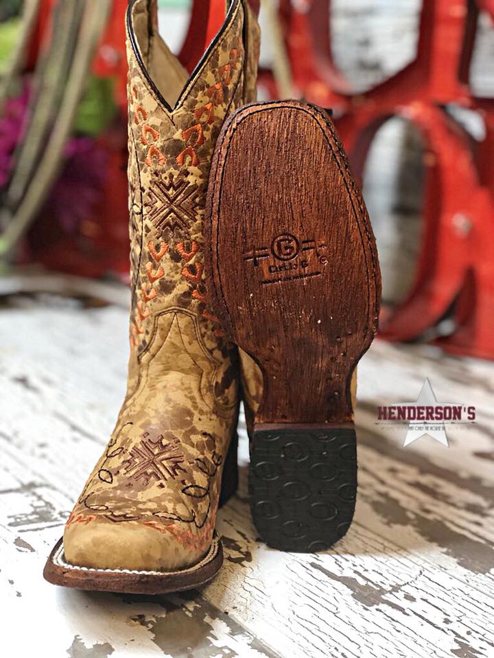 Straw Embroidery Boot - Henderson's Western Store